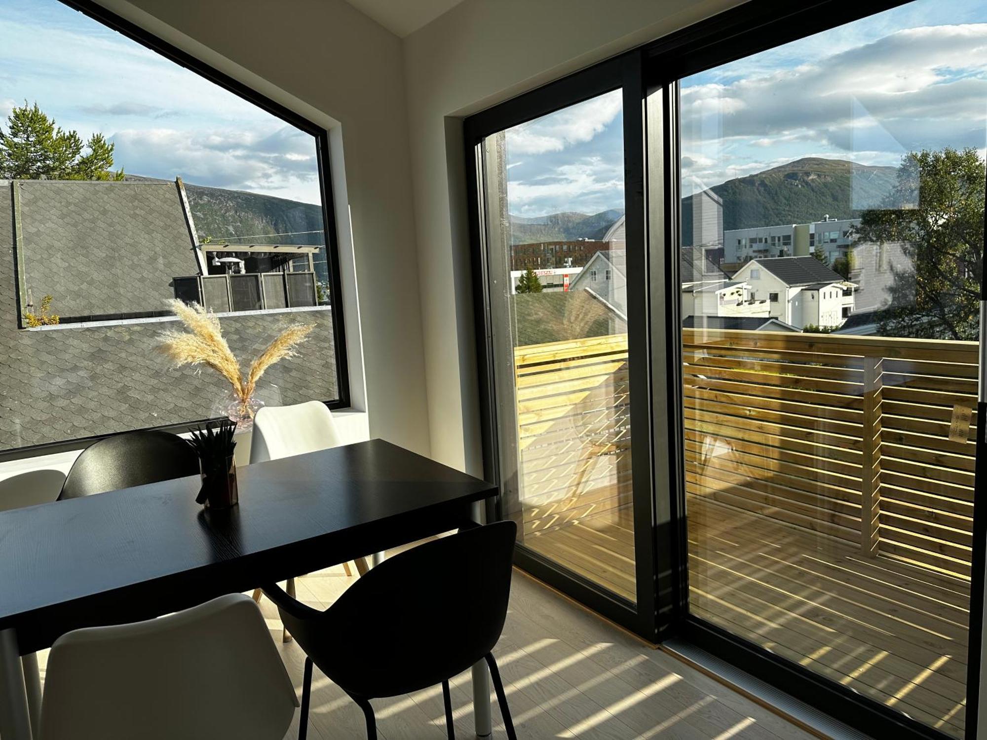 Skagesund Guest House With Free Parking Tromsø Extérieur photo